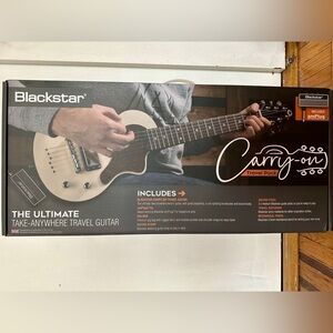 Blackstar Travel Guitar Deluxe Pack amPlug2 FLY